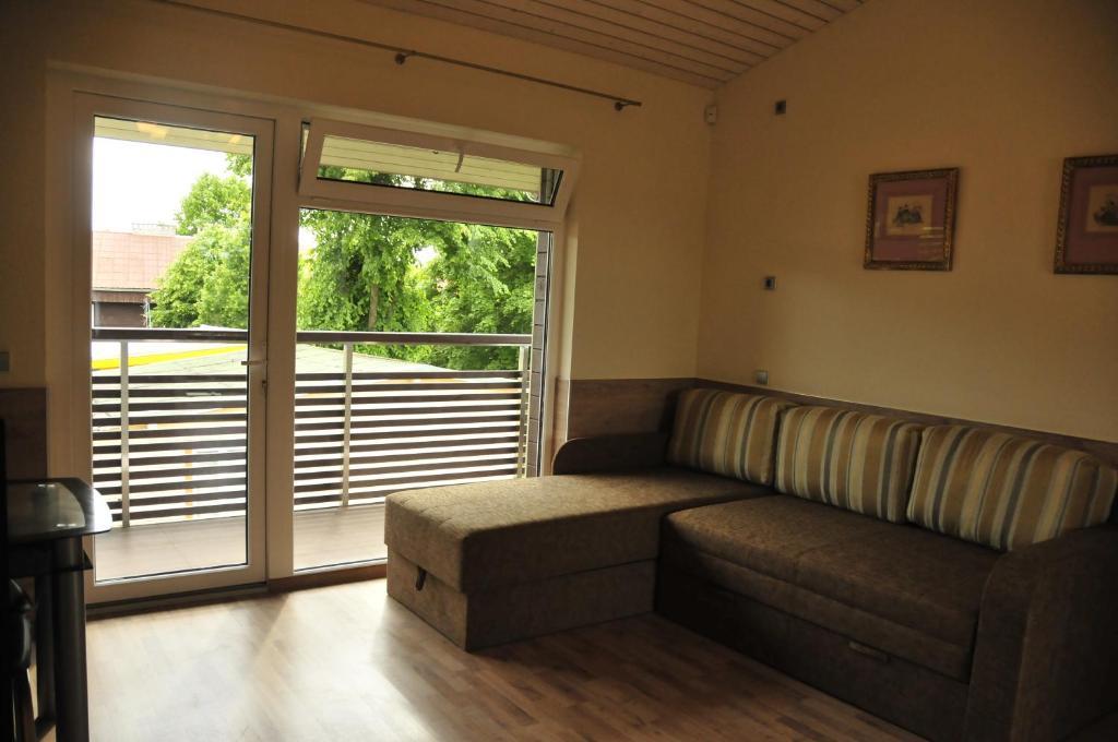 Apartamentai Trys Pusys Šventoji Pokoj fotografie