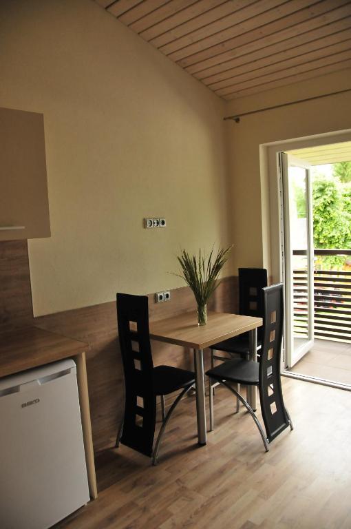 Apartamentai Trys Pusys Šventoji Exteriér fotografie